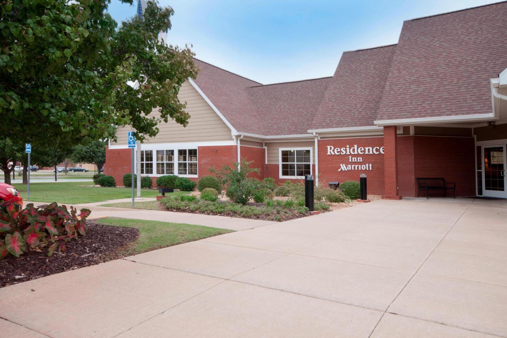 Residence Inn By Marriott Tulsa South Exterior foto